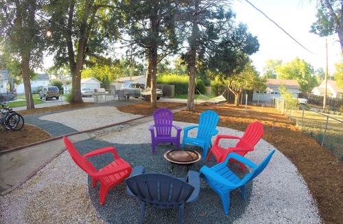 Greeley House | UNC Hideaway | King Beds, Fire Pit & Hammocks