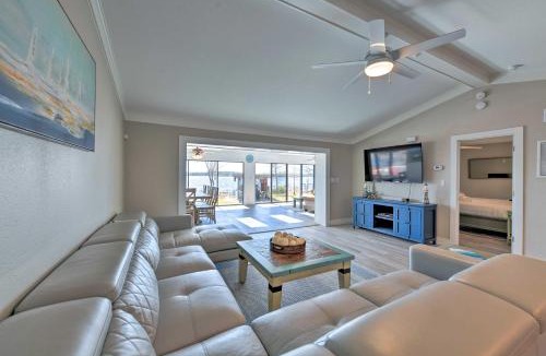 Florida Panhandle House | Updated Waterfront Escape w/Dock & Fire Pit
