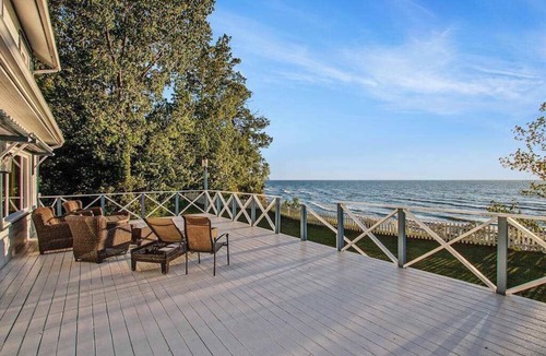 Lake Michigan Beach House | Upper-level Duplex on Lake Michigan w/patio, gas grill & WIFI