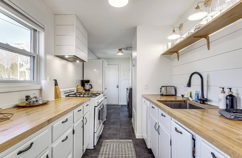Elk Rapids House | Walkable 3-Unit Escape Near Elk Lake & Bay Access!