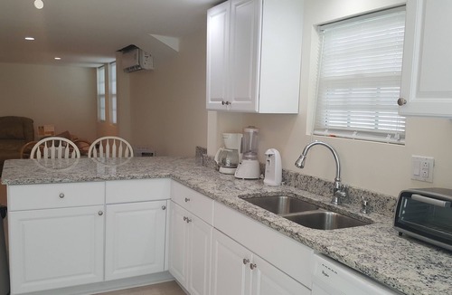 Garden City House | Walking distance beach 5 bedrooms house 2 golf carts