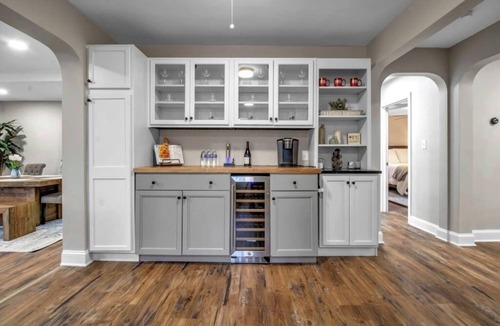 Orchard Park House | Walking Distance to Bills- Firepit | Ping Pong/Bar