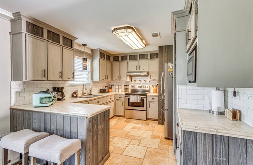 Florida Panhandle House | Waterfront Florida Vacation Rental w/Boat Dock