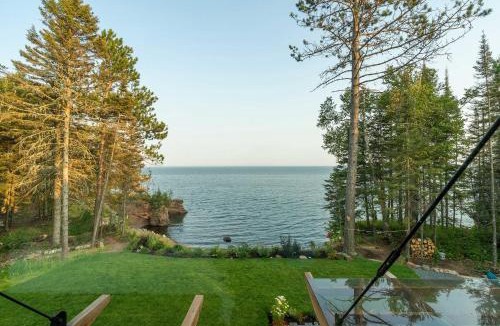 Two Harbors House | Waterfront Lake Superior Cabin: Fire Pit & More!