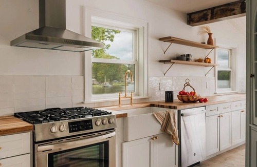 Cochecton House | Waterfront Lake House Retreat with Kayaks and Bikes
