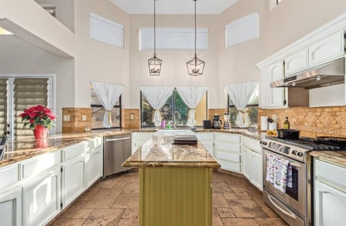 Saguaro Point House | Water’s Nice. Spacious. Heated Pool. Billiards. BBQ. Piano.