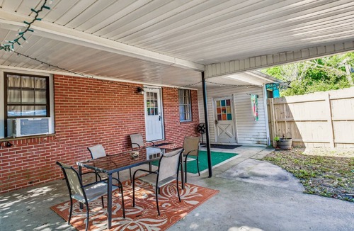 South Pensacola House | Welcome to the Parrot Loft. Relaxing and quiet