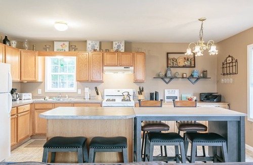 Hammondsport House | Welcome to the "Quay" Finger Lakes