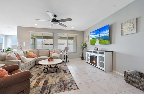 Glendale House | Westgate Gem – 4BR Pool Home Near Shopping & Sports!