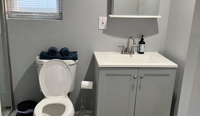 1 bedroom 1 bath private entrance