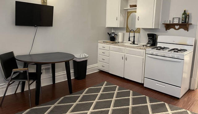#1 Central Park Downtown Apartment