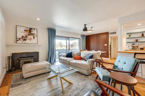1 Mi to CU Boulder! Walkable Condo w/Indoor Pool in Boulder