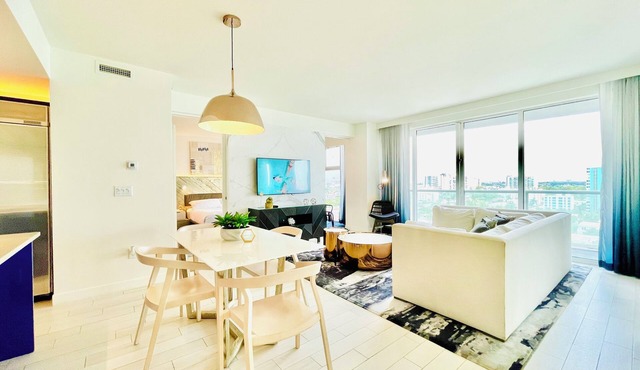 1108-Beachfront-Resort-Downtown-Pool-Gym