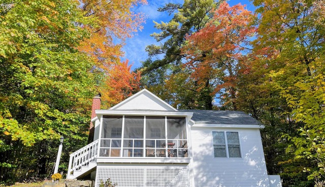 11G Quintessential New England Cottage with Fantastic Views and Dog Friendly!