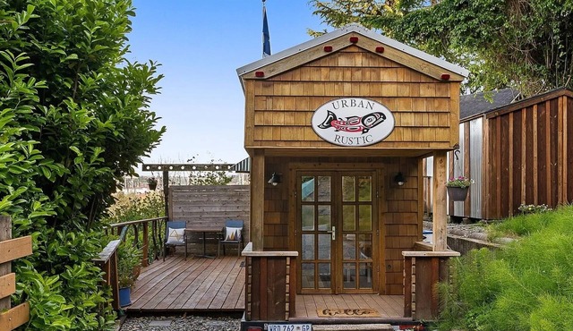 2-Bed West Seattle Tiny Home w/views of Downtown