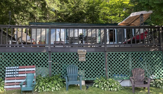 2 Bedroom Cozy Cabin Water Front