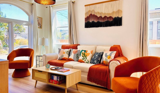 2BD/2BA Luxurious Retreat near UC Berkeley with Fire Pit & Outdoor Dining