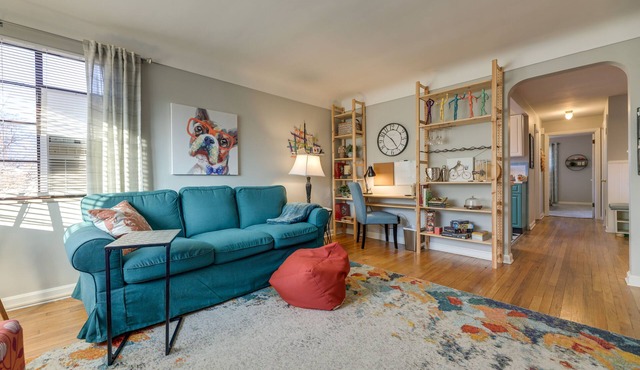 2nd-Floor Cincinnati Apartment 15 Mins to Downtown