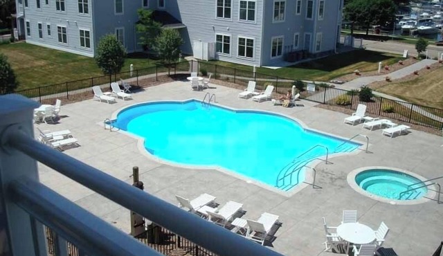 3rd Floor, 3 Bed, 2 Bath Downtown Condo w/Excellent Views of Marina & Harbor