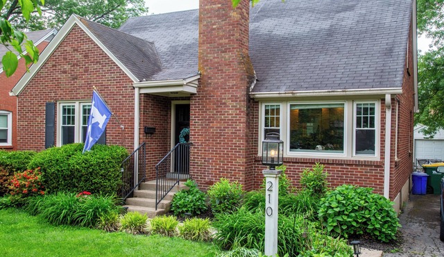 4-bedroom Remodeled St Matthews Cape Cod
