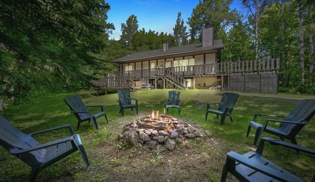 A Comfortable & Spacious Retreat in the Powderhorn Village