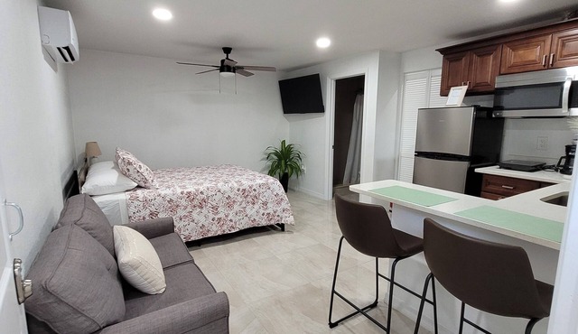 A quiet and peaceful space for your stay away from home. Cleanliness