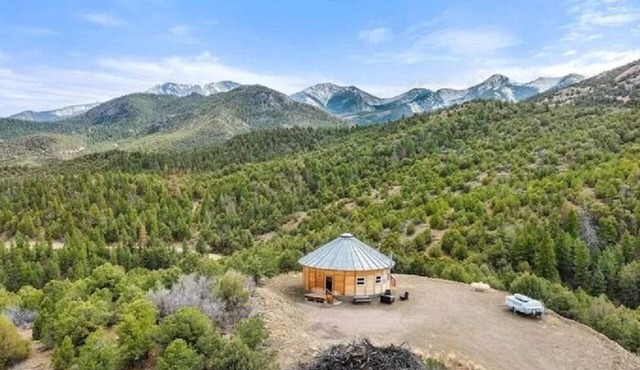 Access adventure from this secluded off-grid cabin minutes from downtown Salida in Howard