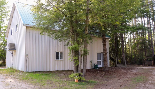 Adventure-Ready 4BR Barn Stay—Seney, Upper Peninsula Michigan