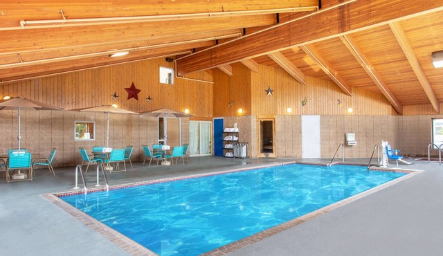 AmericInn by Wyndham Calumet