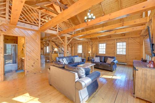 Athol Cabin w/Deck & Fire Pit, 10 Mi to Lake