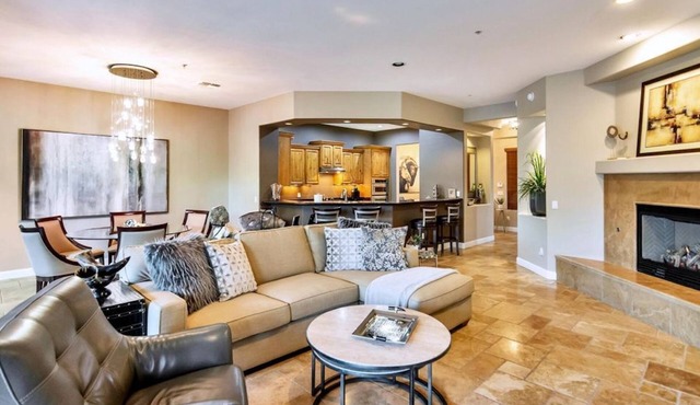 Awesome TROON North 3/3 Pinnacle Peak Condo. Across from the Four Seasons Resort