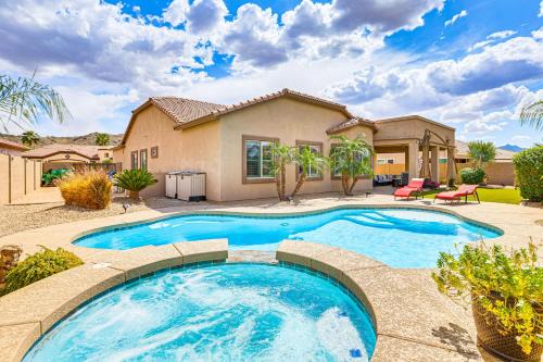 Backyard Oasis w/Fire Pit: Laveen Village Retreat in Phoenix