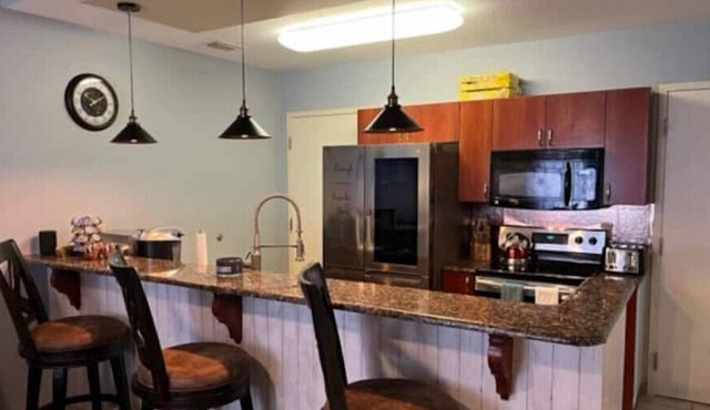 Beach/Harley Davidson's King Bed & 75 inches in Ormond Beach