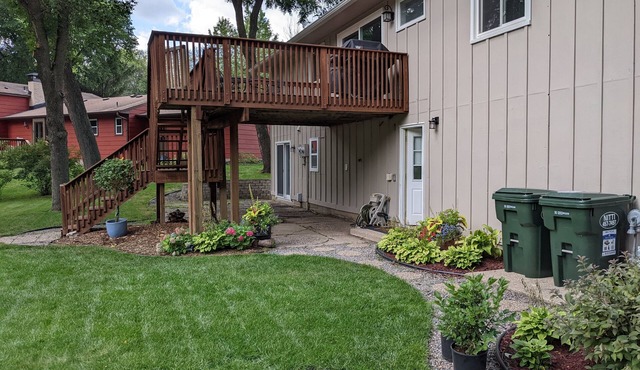 Beautiful House with Garden in the Heart of Eagan