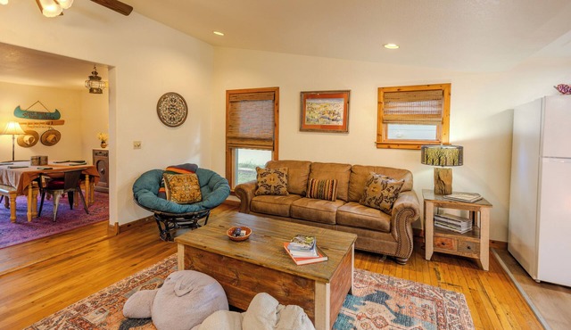 Bellvue Hideaway: Adventure & Calm Near Fort Collins!