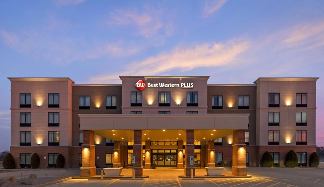 Best Western Plus Centralia Hotel & Suites