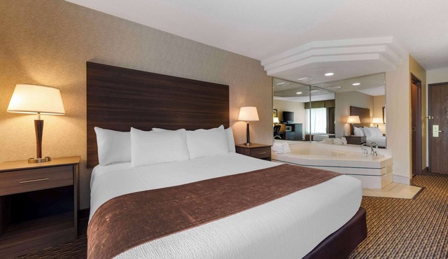 Best Western Spooner Riverplace