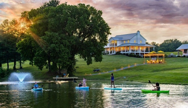 💙 BOURBON TRAIL on LAKE, HEATED POOL, GAME RM, PICKLEBALL, THEATRE, GOLF SIMULATOR!