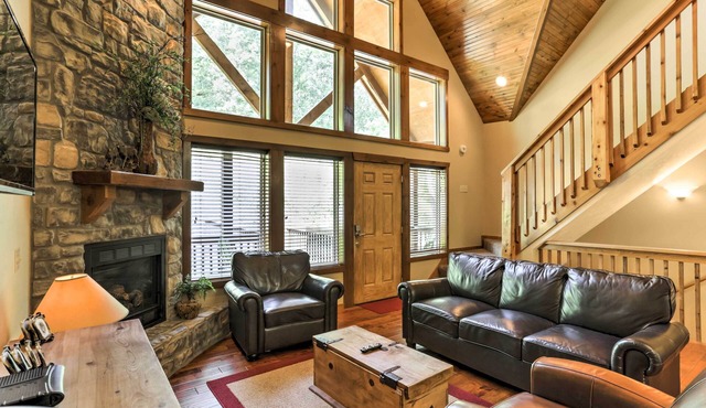 Branson Home w/Game Room, Near Silver Dollar City