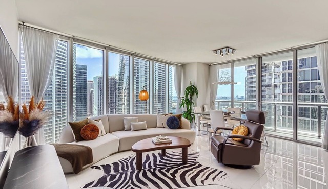 Brickell Beauty. River Views. CONSTRUCTION SPECIAL!