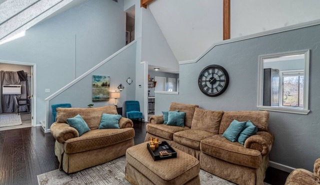 Brookside Bliss Centrally Located!