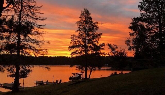 Cabin 8 (Lower Level) on Cisco Chain of Lakes @ TIL Resort