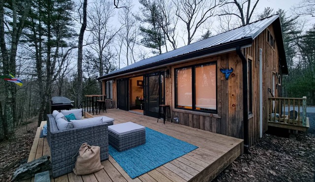 Cabin 85: 2 Bedrooms + 2 Lofts Perfect Retreat!