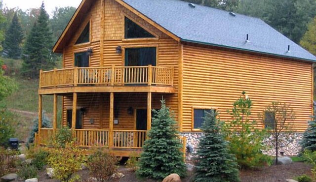 Cabins on Maple River