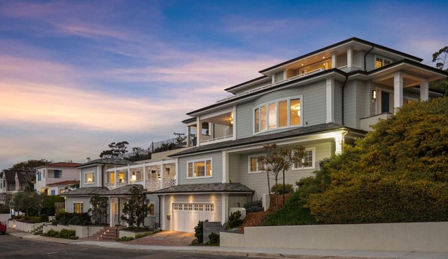 Cabrillo Villa - Massive 7br La Jolla Estate