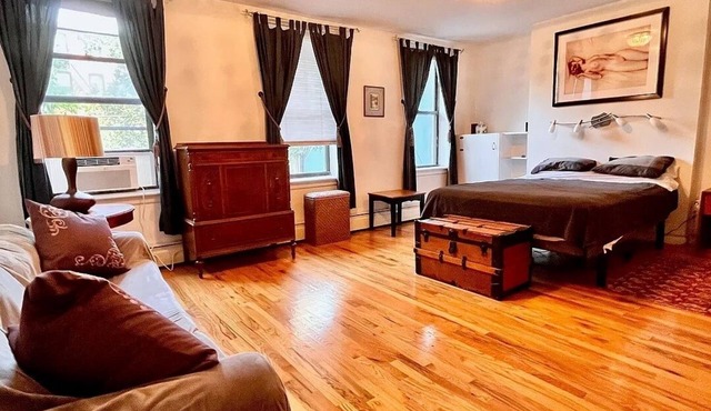 Calm, Quiet Oasis in the city! 2BR 2Bath, Private Duplex in Clinton Hill
