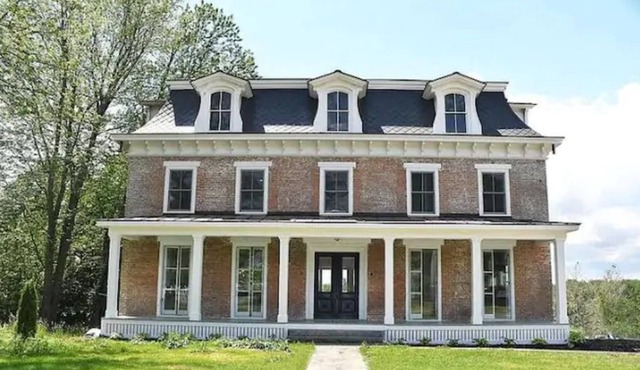 Captains Quarters