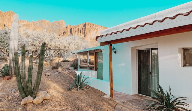 Casita at base of the Superstition Mountains. Unbelievable hiking and views.