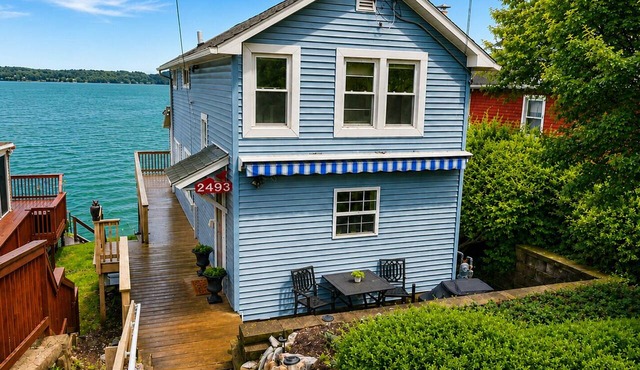 Cayuga Lakefront | Hot Tub | Fire Pit | Kayaks