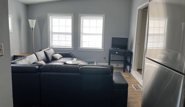 Charming 1-bedroom apartment in superb Louisville with AC, WiFi